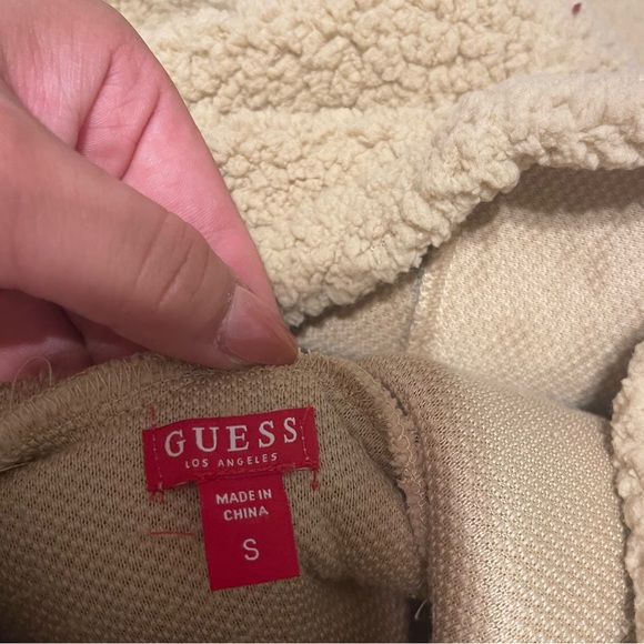 Guess crop top sweater - Picture 2 of 2